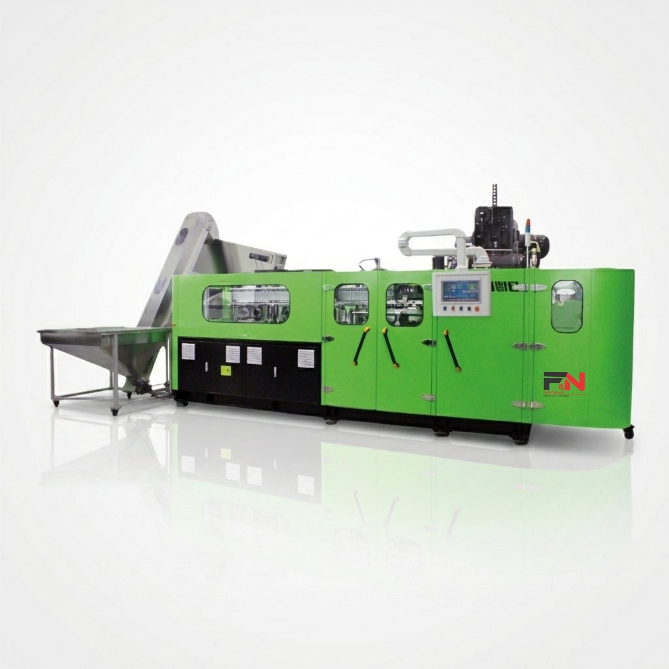 PET bottle blow molding machine for plastic bottle production